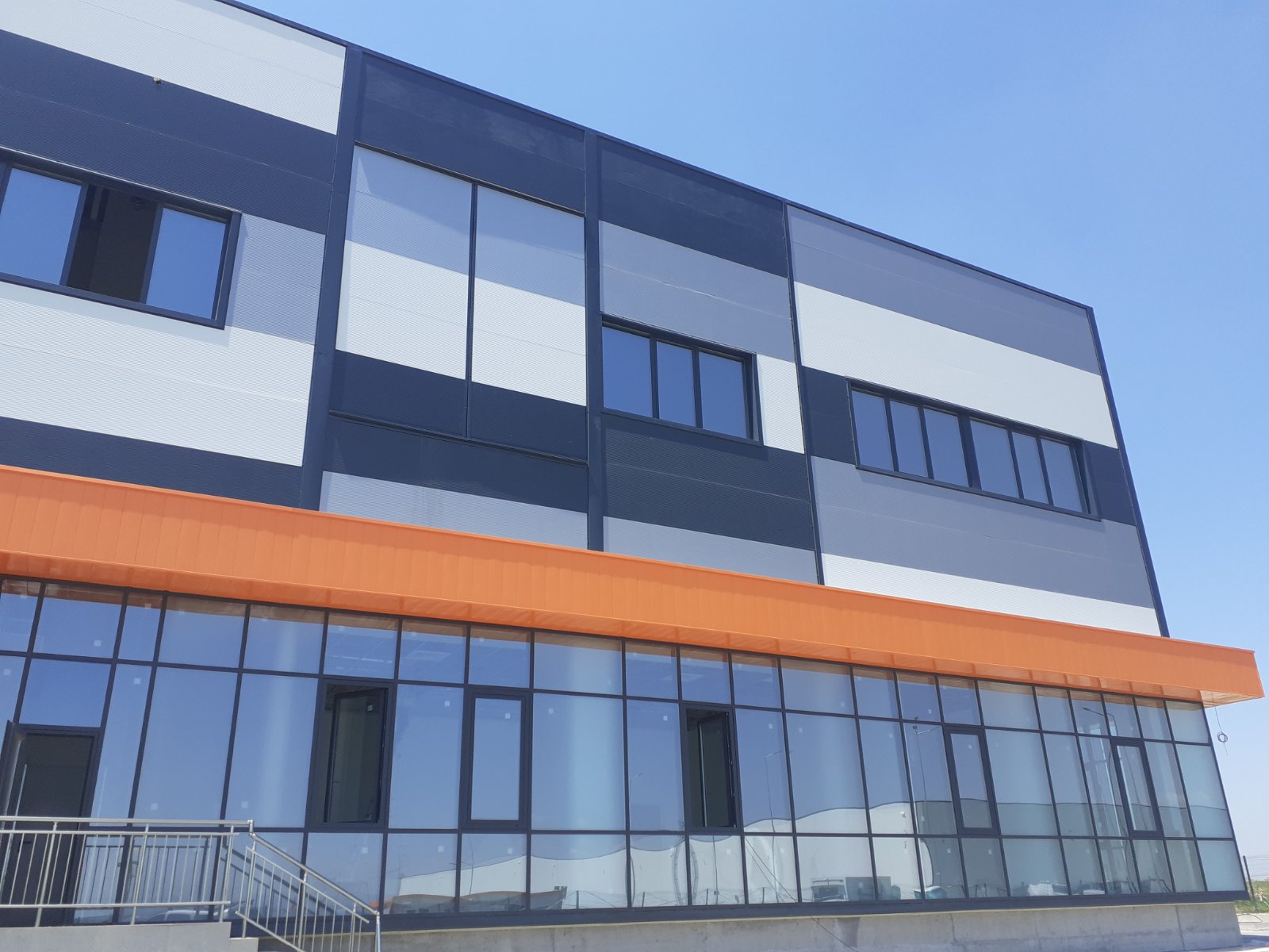 Engsys Building for organic food of Smart Organic - Engineering Systems